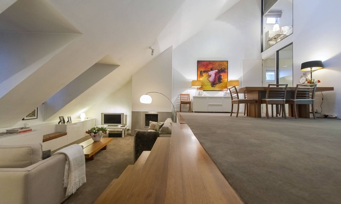 Maastricht-Centre Urban District Apartment | Luxury apartment on the Maas .Most centrally located luxury residence