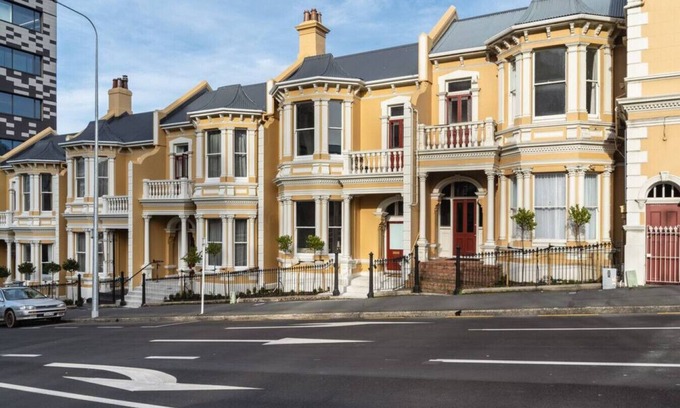 Dunedin City Centre Apartment | Luxury Apartment on Stuart