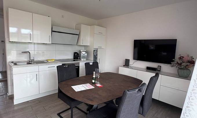 Norden House | Luxury apartment on the North Sea coast, sauna, terrace, garden, quiet location, WiFi
