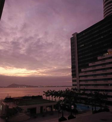 Las Penas House | LUXURY APARTMENT PUERTO SANTA ANA GUAYAQUIL