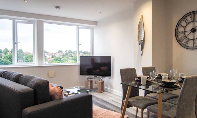 Sheldon Apartment | Luxury Apartment SOLIHULL, JLR, NEC & AIRPORT