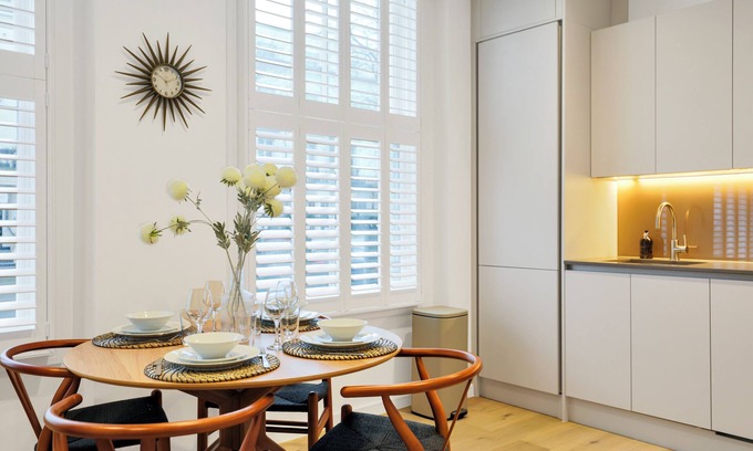 Kensington Apartment | Luxury apartment two bedroom two bathroom Kensington