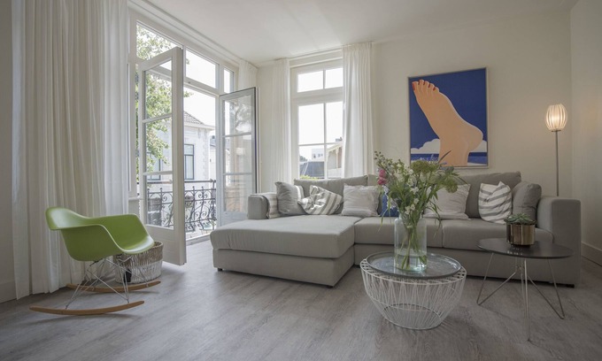 Zandvoort Apartment | Luxury apartment Upstairs