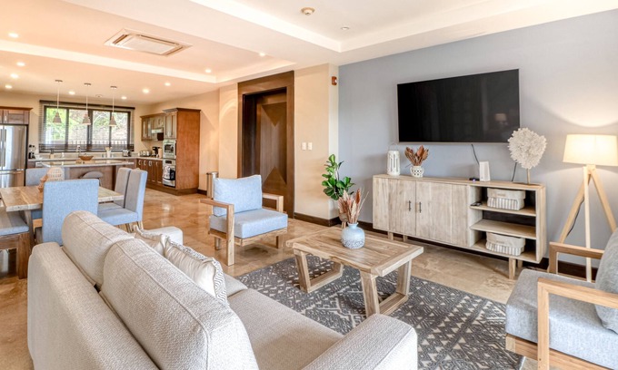 El Ocotal Apartment | Luxury Apartment with Shared Pool, Central AC, High-Speed WiFi, and Ocean View