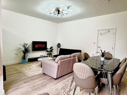 Tufnell Park Apartment | Luxury Apartment with Grand Living Space London