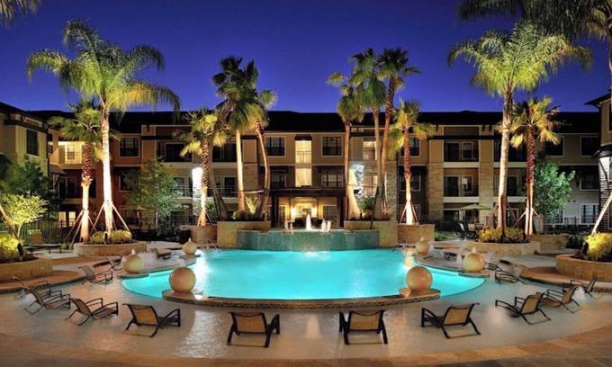 Barker Apartment | Luxury apartment with updated appliances