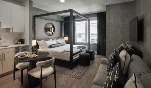 Center City Apartment | Luxury Apartments by Hyatus Center City