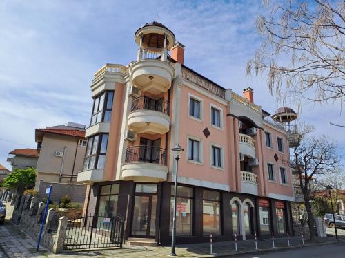 Chernomorets Apartment | Luxury Apartments Ekaterina