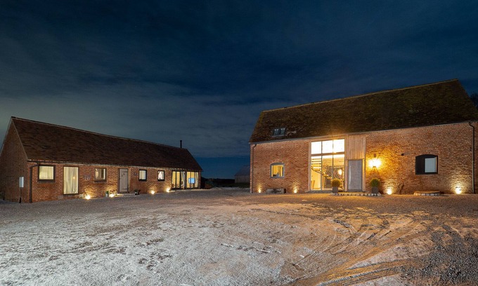 Harvington House | Luxury barn Conversion
