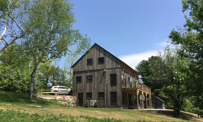 East Chatham House | Luxury Barn Retreat — All-Season Escape Awaits!