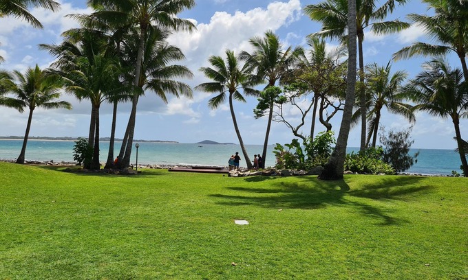 Dolphin Heads Resort | Luxury Beach Front Studio
