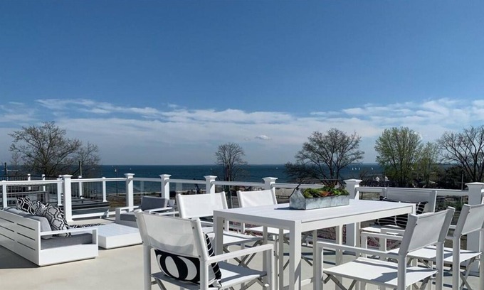 Westport House | Luxury beach home at Compo Beach, Westport CT