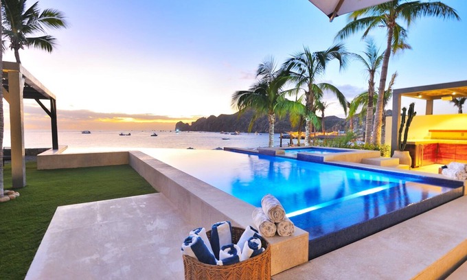 El Medano Ejidal Villa | Luxury Beachfront Villa in Cabo with Private Chef, Butler. Pool,