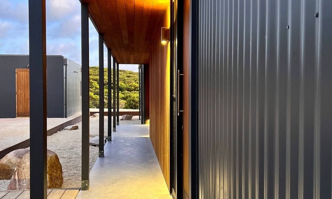 Bremer Bay House | Luxury beachfront accommodation surrounded by nature with ocean views