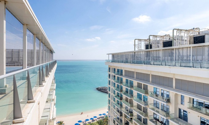 Ras Al Khaimah Apartment | Luxury Beachfront Marjan Island