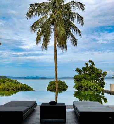 Pa Klok Villa | Luxury Beachfront BRAHMA Villa 4 Br at Ta-Ke Residence B
