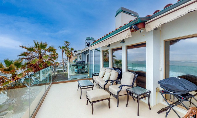 South Oceanside House | Luxury Beachfront Getaway - Main Stylish Home with Balcony, Firepit & Ocean Views