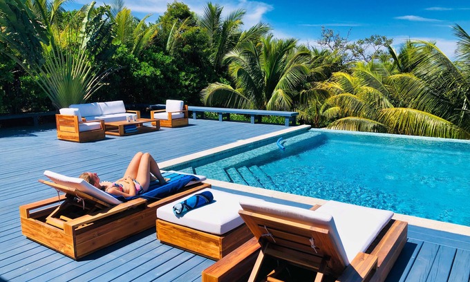 Roatan House | Luxury Beachfront Villa