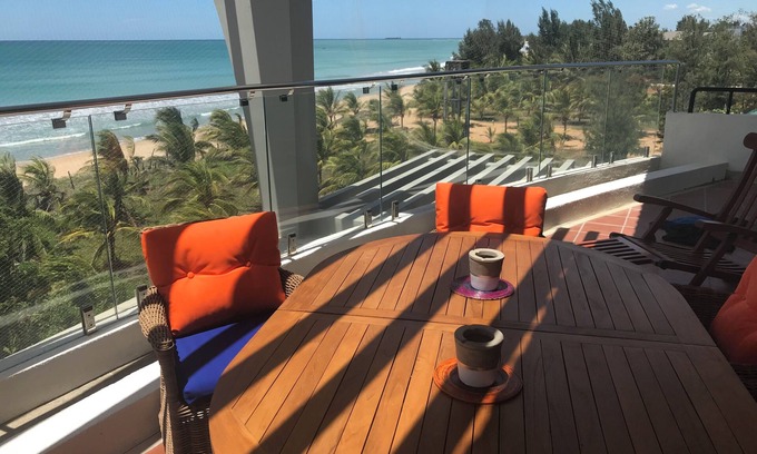 Nilaveli Apartment | Luxury Beachfront Penthouse , Nilaveli Beach, Srilanka.