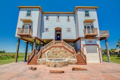 Indian Beach House | Luxury Beachhouse with elevator