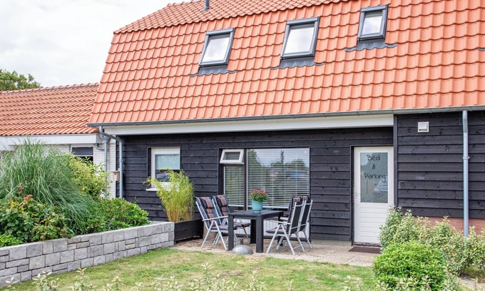 Den Burg Bed & Breakfast | Luxury bed and parking Wulpenweid with wellness garden