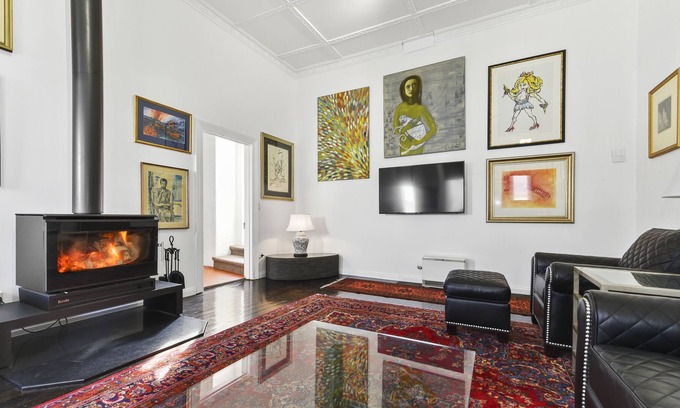 Stanley House | Luxury boutique accommodation - free wifi