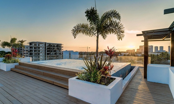 Diaz Ordaz Apartment | Luxury Boutique Apartment Five Stars Amenities 5 minutes from the beach