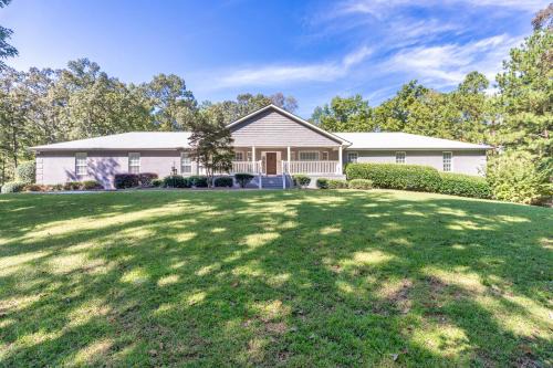 Inman Villa | Luxury Brooks Retreat