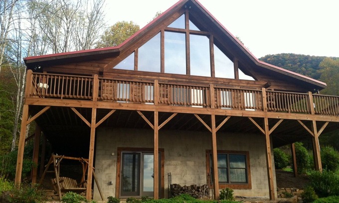 Bakersville Cabin | Luxury Cabin Spectacular Views Trout Streams Stone Fire Pit Golf Hiking