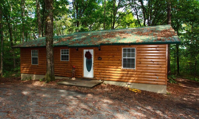 Hatfield Cabin | Luxury cabin with hot tub, ATV trails, and secluded in the woods