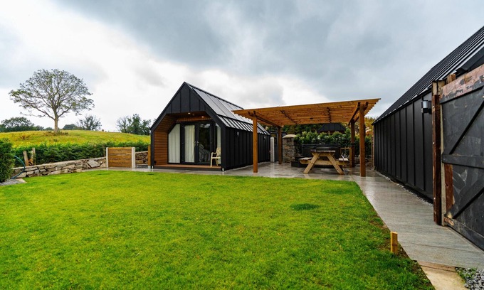 Newry Cabin | Luxury Cabin with Private Hot Tub 5