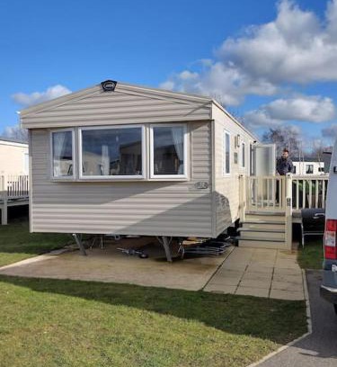 Tattershall Apartment | Luxury caravan with hot tub at tattershall lakes nita and marks tattershall retreat