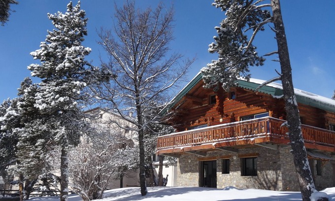 Superbolquere Ski Chalet | Luxury chalet les Lupins in Font-Romeu/Pyrénées 2000
