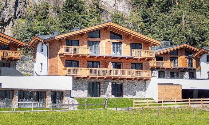 Uttendorf House | Luxury chalet with private sauna in Uttendorf