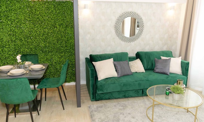 Belso-Ferencvaros Apartment | Luxury City Center Loft Budapest 3n