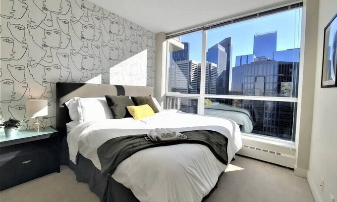 Eau Claire Condo | Luxury Condo by River w/City Views