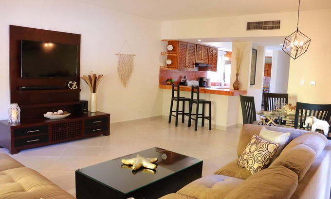 Playacar Condo | Luxury Condo Close to the beach,Tropical Setting,Garden Patio, Golf Club Nearby