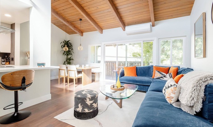 Ladera Heights Condo | Luxury condo in Los Angeles