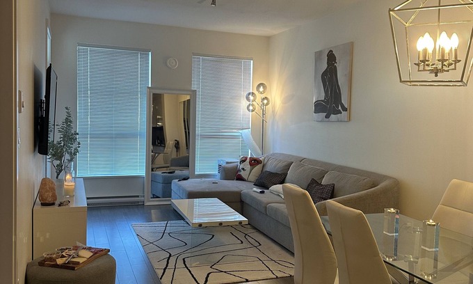 Surrey Condo | Luxury condo living, top floor furnished 1 bd 1 bath with outdoor pool