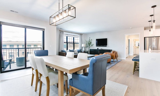 South Bend Apartment | Luxury Condo Near Campus