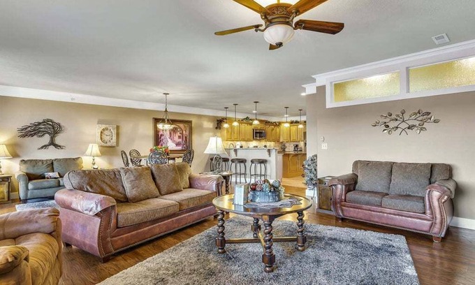 Indian Point Condo | Luxury Condo- Very Spacious-Fantastic Lake Views! Treehouse 1411!
