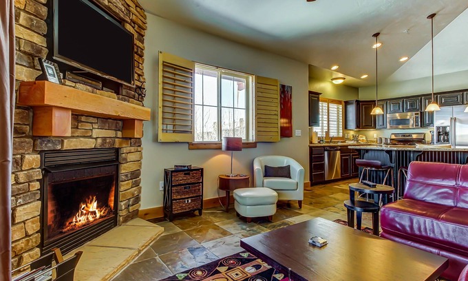Bear Hollow Village Condo | Luxury Condo w/Private Balcony, Seasonal Pool, Hot Tubs - Close to Skiing