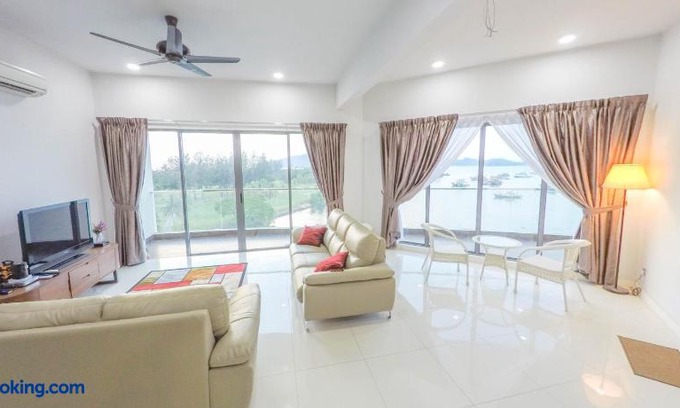 Downtown Kota Kinabalu House | Luxury Condominium at Loft Imago