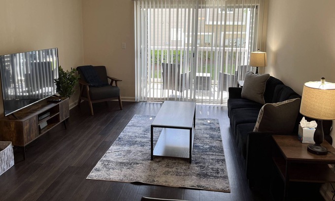 Ballenger Creek Apartment | Luxury Corporate Apartment fully furnished