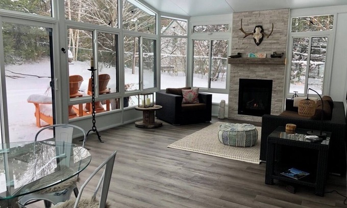McNab/Braeside Apartment | Luxury cosy retreat in the village of White Lake