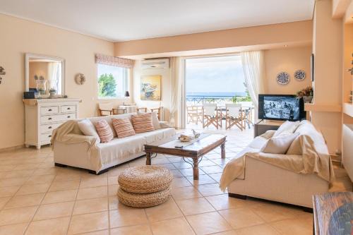 Palaia Fokaia House | Luxury Cottage Casa con Vista with sea view