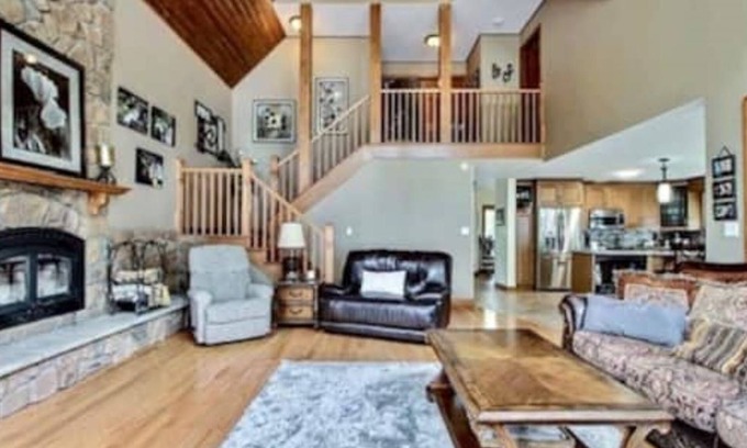 Lavigne Cottage | Luxury Cottage Estate & Guest House