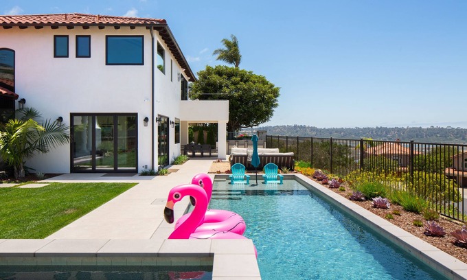 North City House | Luxury Del Mar Dream Home w/Panoramic Ocean Views