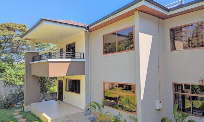 Ongata Rongai Cabin | Luxury Deluxe Room in Karen Nairobi