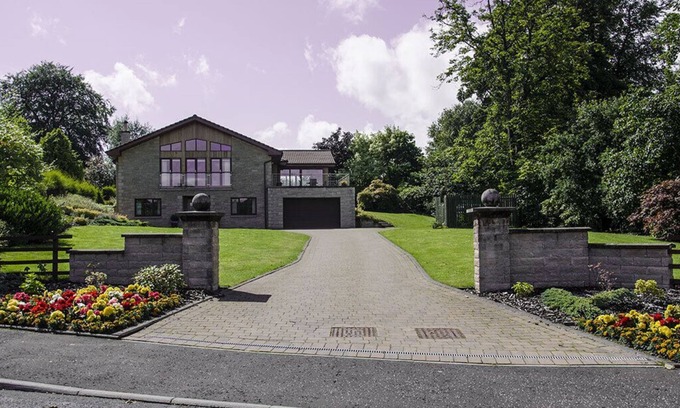 Doune House | Luxury detached House situated between historic Stirling and Callander